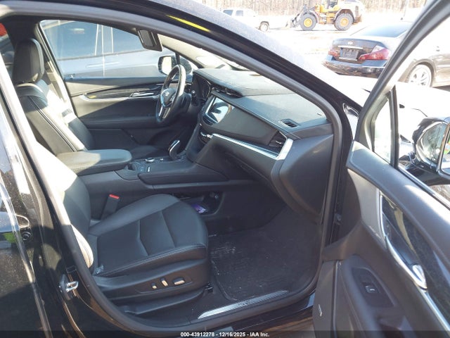 2022 CADILLAC XT5 1GYKNCRS7NZ174905 Photo 4