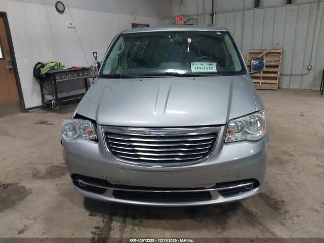 Auction sale of the 2015 Chrysler Town & Country Touring-l, vin: 2C4RC1CG6FR601103, lot number: 43912328