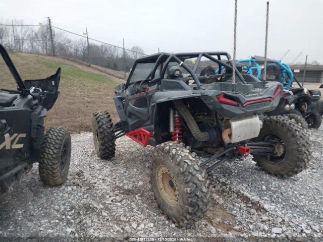 2019 POLARIS RZR 3NSVEE928KF777487 Photo 2