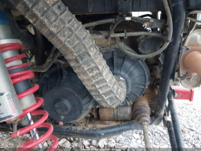 2019 POLARIS RZR 3NSVEE928KF777487 Photo 8