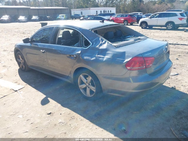 2013 VOLKSWAGEN PASSAT 1VWBH7A31DC002098 Photo 2