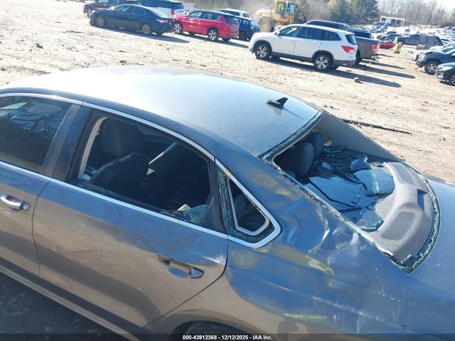 2013 VOLKSWAGEN PASSAT 1VWBH7A31DC002098 Photo 5