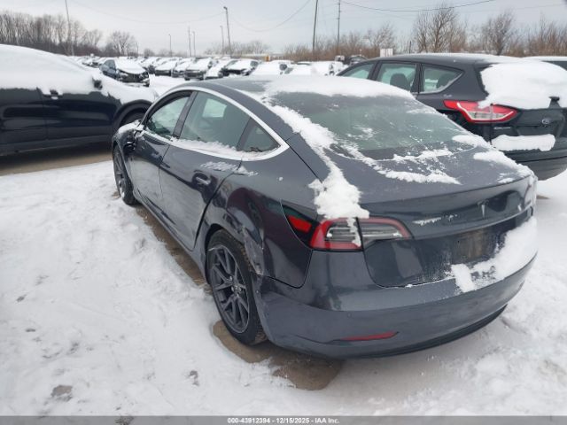 2019 TESLA MODEL 3 5YJ3E1EA2KF307647 Photo 2