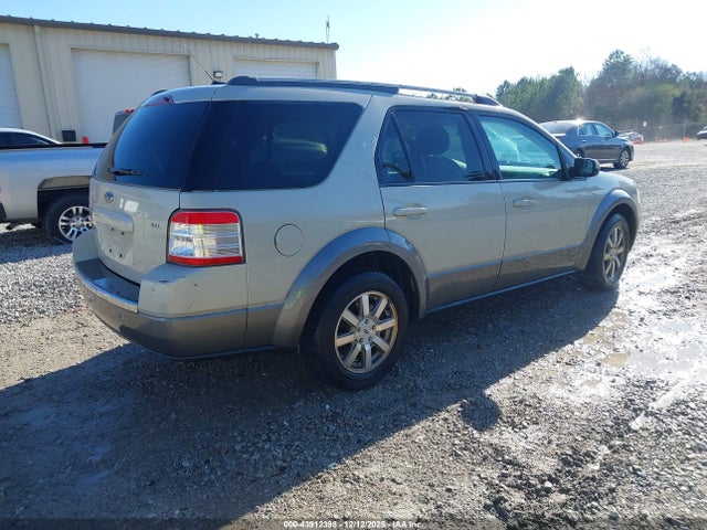 2008 FORD TAURUS X 1FMDK02W28GA26370 Photo 3