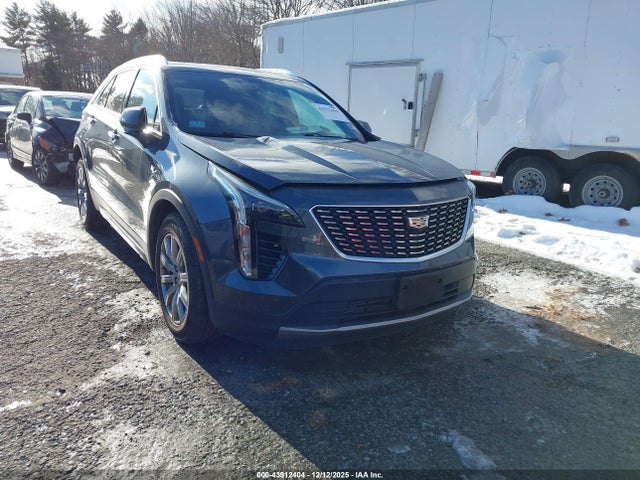 2019 CADILLAC XT4 1GYFZDR49KF122072 Photo 0