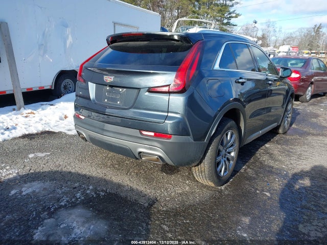2019 CADILLAC XT4 1GYFZDR49KF122072 Photo 3