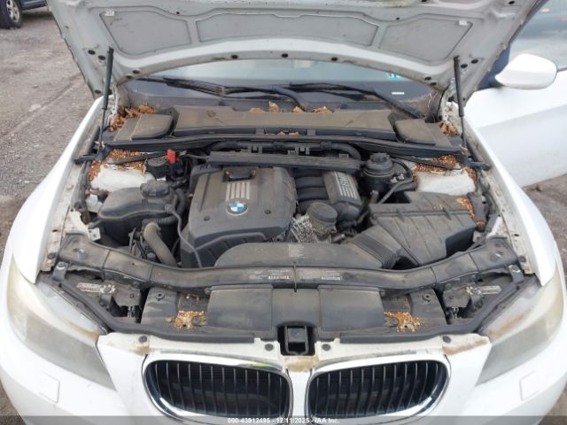 2011 BMW 328I WBAPK5C51BF126555 Photo 9