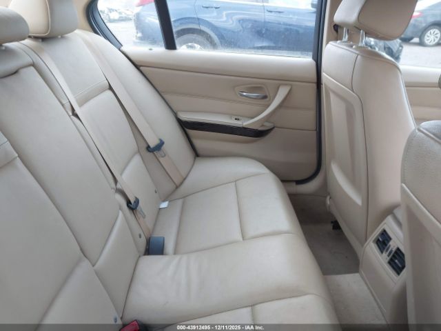 2011 BMW 328I WBAPK5C51BF126555 Photo 7