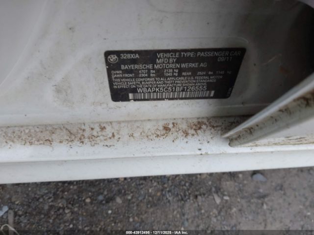 2011 BMW 328I WBAPK5C51BF126555 Photo 8