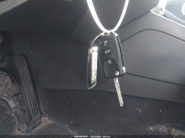 43912551 :رقم المزاد ، 3VWLL7AJ8EM439260 vin ، 2014 Volkswagen Jetta 2.0l Tdi مزاد بيع