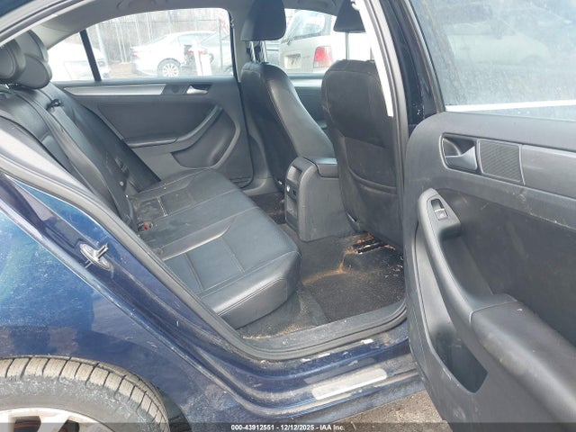 43912551 :رقم المزاد ، 3VWLL7AJ8EM439260 vin ، 2014 Volkswagen Jetta 2.0l Tdi مزاد بيع