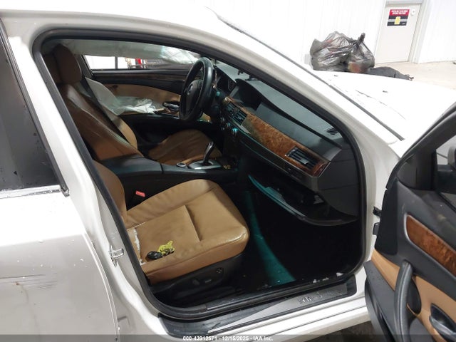 43912571 :رقم المزاد ، WBANV13598CZ57674 vin ، 2008 Bmw 528xi مزاد بيع