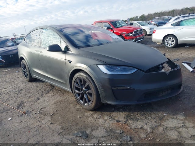 2024 TESLA MODEL X 7SAXCBE57RF436576 Photo 0