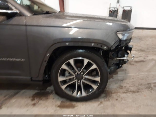 1C4RJHDG5N8627425 Jeep Grand Cherokee Overland 4x4