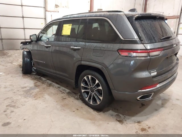 1C4RJHDG5N8627425 Jeep Grand Cherokee Overland 4x4