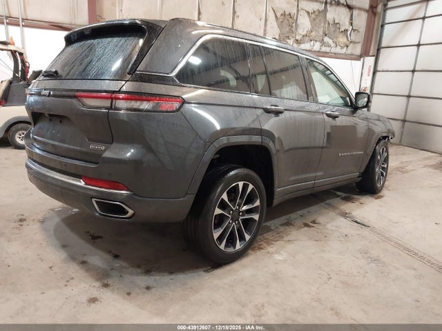 1C4RJHDG5N8627425 Jeep Grand Cherokee Overland 4x4