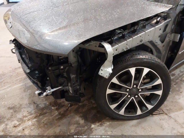 1C4RJHDG5N8627425 Jeep Grand Cherokee Overland 4x4