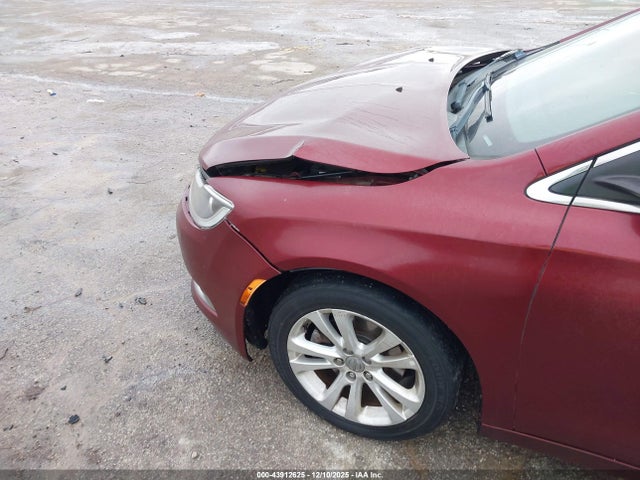 2015 Chrysler 200 Limited მანქანა იყიდება აუქციონზე, vin: 1C3CCCAB3FN744505, აუქციონის ნომერი: 43912625