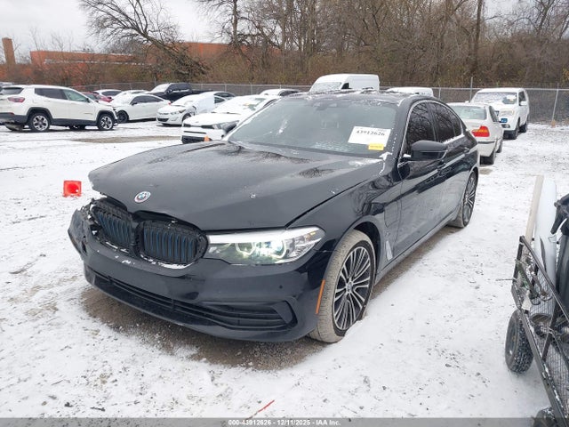 2019 BMW 530E WBAJA9C55KB389770 Photo 1