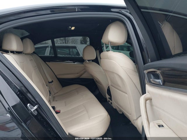 2019 BMW 530E WBAJA9C55KB389770 Photo 7