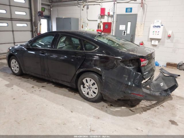 2019 FORD FUSION 3FA6P0G77KR281196 Photo 2