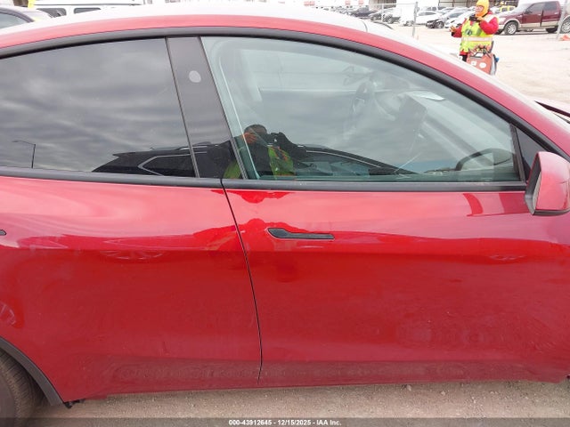 7SAYGDED6TA582922 Tesla Model Y Rwd