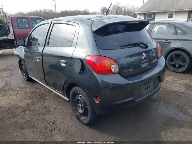 2015 MITSUBISHI MIRAGE ML32A3HJ7FH014334 Photo 2