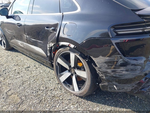 2025 PORSCHE MACAN ELECTRIC WP1AC2XA9SL176015 Photo 5