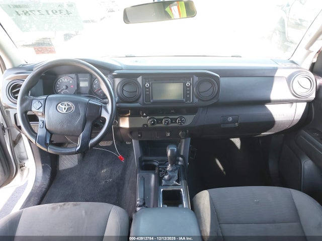 5TFRX5GN3HX083668 Toyota Tacoma Sr