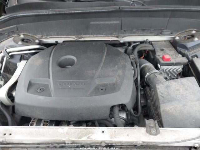 2017 VOLVO XC90 YV4102KK8H1115432 Photo 9