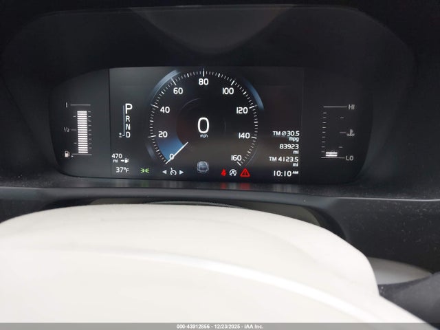 2017 VOLVO XC90 YV4102KK8H1115432 Photo 6