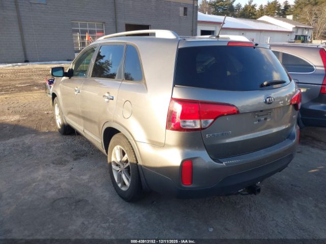 2014 KIA SORENTO 5XYKT4A60EG490127 Photo 2