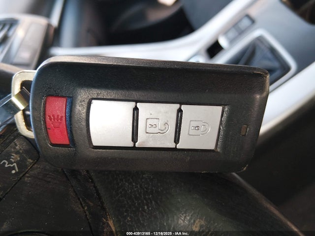 2022 MITSUBISHI ECLIPSE CROSS JA4ATWAA4NZ000585 Photo 10