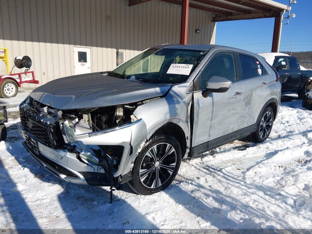 2022 MITSUBISHI ECLIPSE CROSS JA4ATWAA4NZ000585 Photo 1