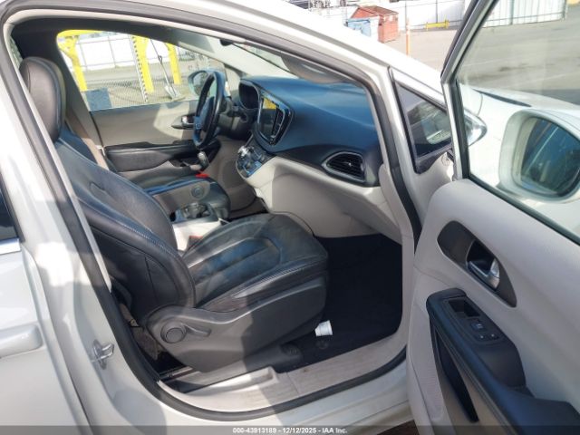 2021 CHRYSLER PACIFICA 2C4RC1BG6MR588464 Photo 4