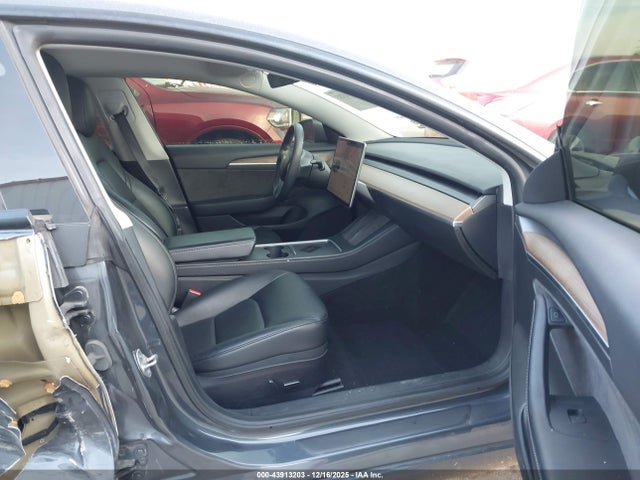 2022 TESLA MODEL 3 5YJ3E1EB6NF185128 Photo 4