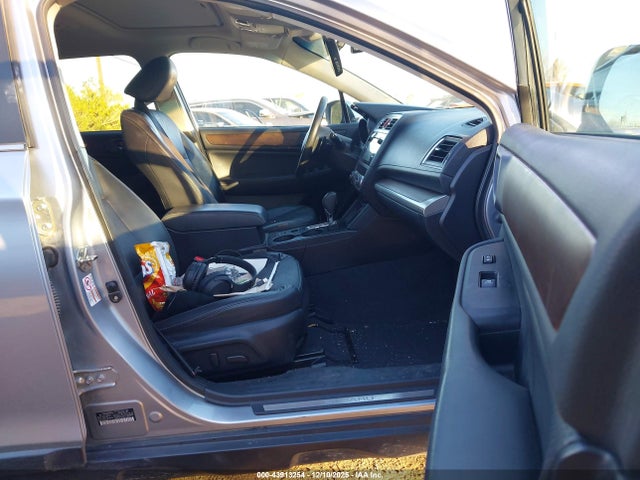 Subaru Outback 2.5i Limited 2017 4S4BSANC9H3230704 Image 5