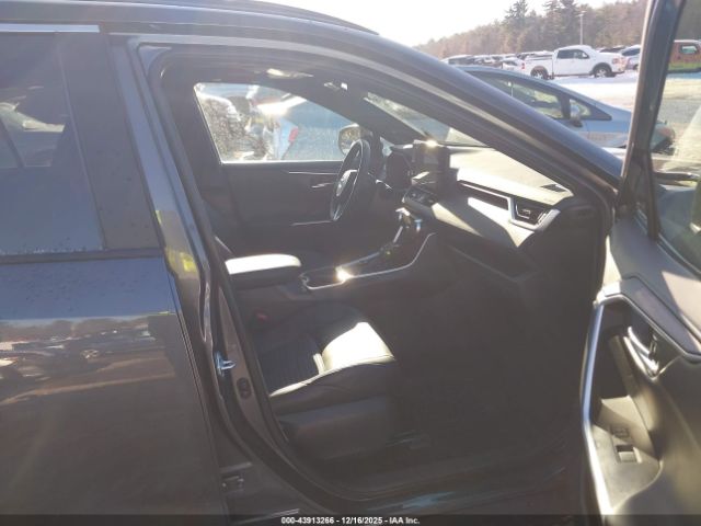 2023 TOYOTA RAV4 HYBRID 4T3E6RFV2PU139614 Photo 4