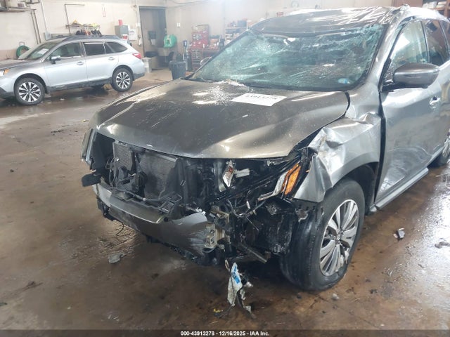 5N1DR2CM0LC612179 Nissan Pathfinder Sl 4wd