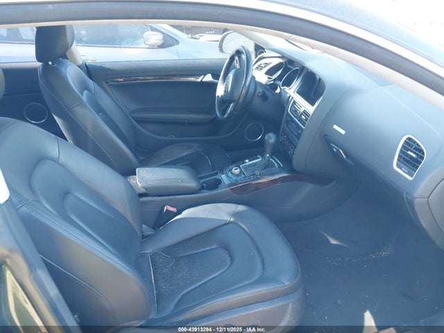 2009 AUDI A5 WAUDK78T49A049760 Photo 4