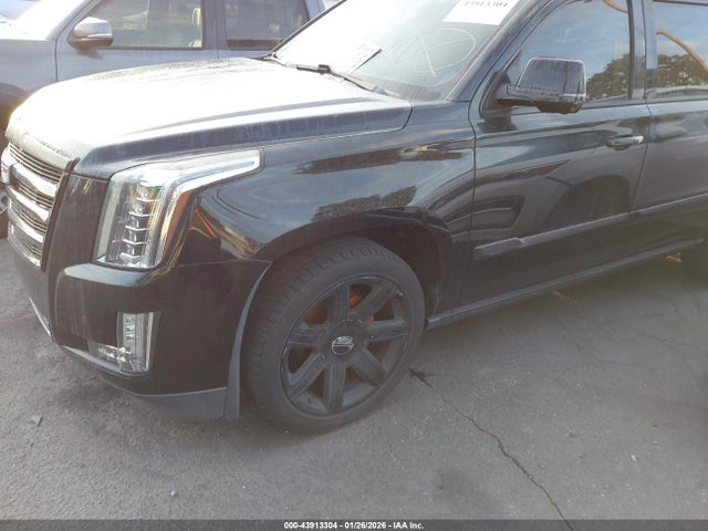 2015 CADILLAC ESCALADE ESV 1GYS4TKJXFR626982 Photo 1