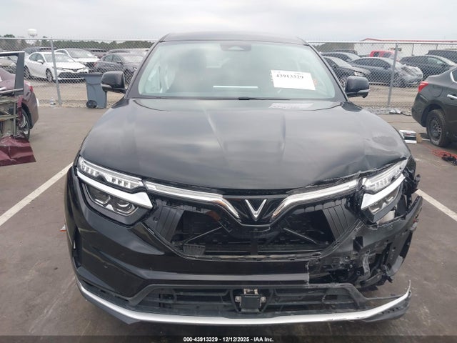 Vinfast Vf 8 Eco 2025 RLLV1AEB9SH011768 Image 12