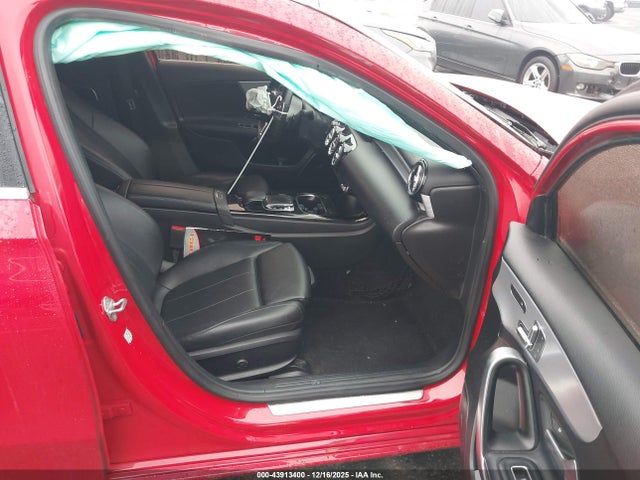 Mercedes-Benz A 220 2020 WDD3G4EB7LW038536 Image 5