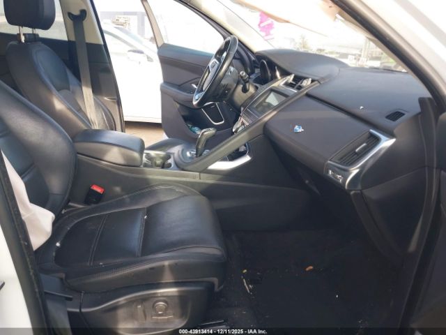 2019 JAGUAR E-PACE SADFJ2FX4K1Z71513 Photo 4