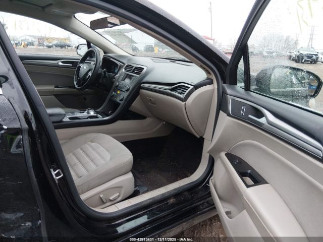 2017 FORD FUSION HYBRID 3FA6P0LU4HR259130 Photo 4