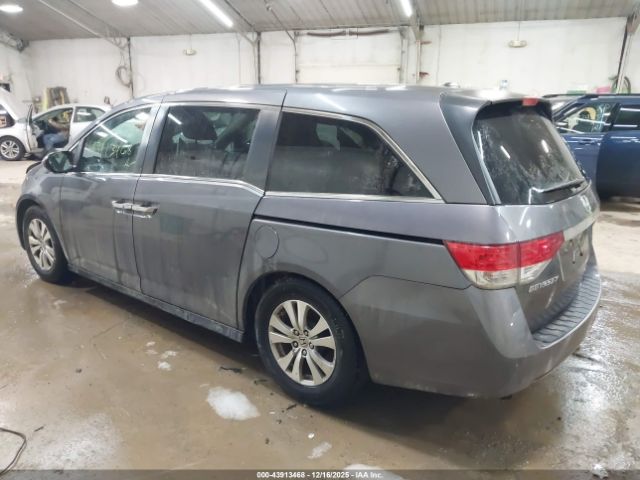 2015 HONDA ODYSSEY 5FNRL5H60FB028136 Photo 2