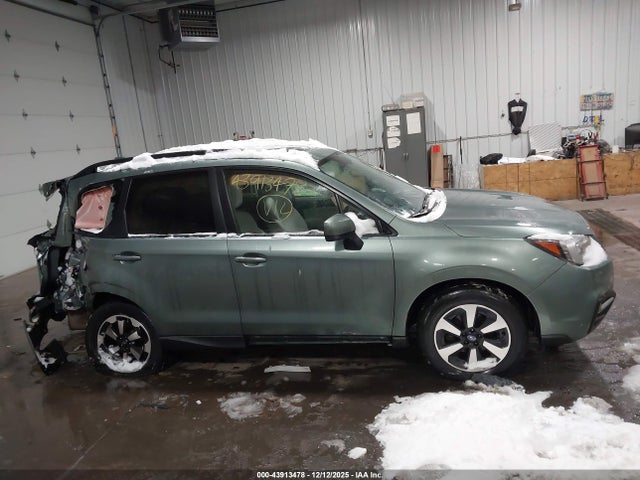 43913478 :رقم المزاد ، JF2SJAEC6HH495348 vin ، 2017 Subaru Forester 2.5i Premium مزاد بيع