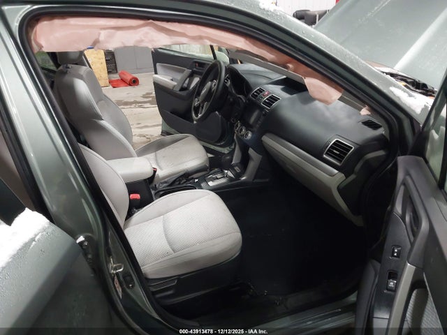 43913478 :رقم المزاد ، JF2SJAEC6HH495348 vin ، 2017 Subaru Forester 2.5i Premium مزاد بيع