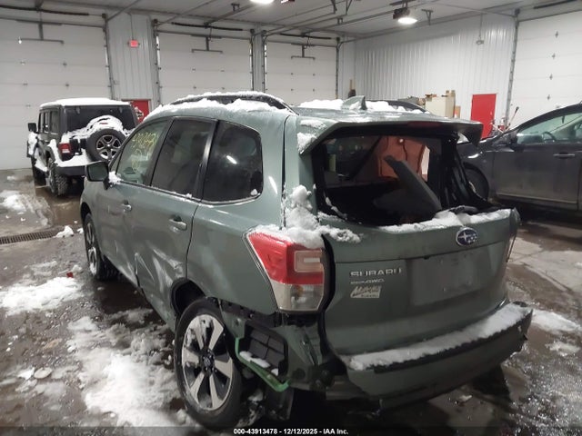 43913478 :رقم المزاد ، JF2SJAEC6HH495348 vin ، 2017 Subaru Forester 2.5i Premium مزاد بيع