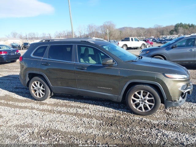 Jeep Cherokee Latitude 2016 1C4PJLCB5GW149277 Image 13